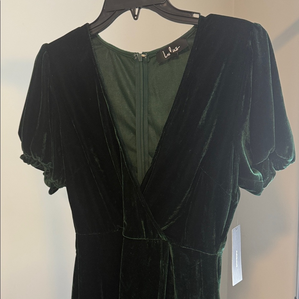 Lulu's Dark Green Velvet Short Ruched Sleeve Dress